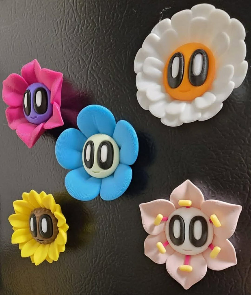 Blob Flower Magnet