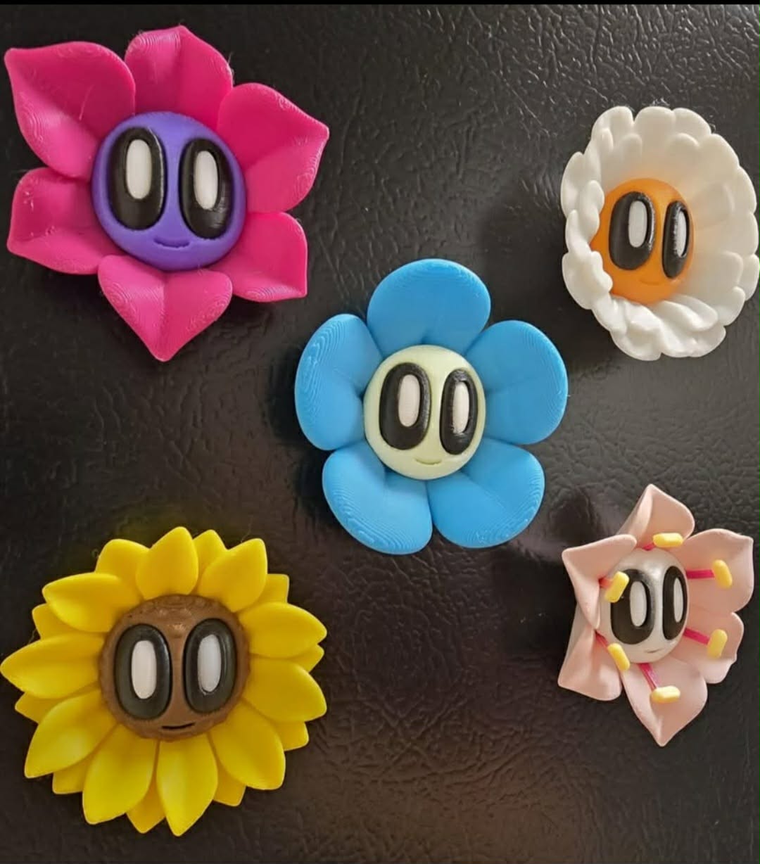 Blob Flower Magnet