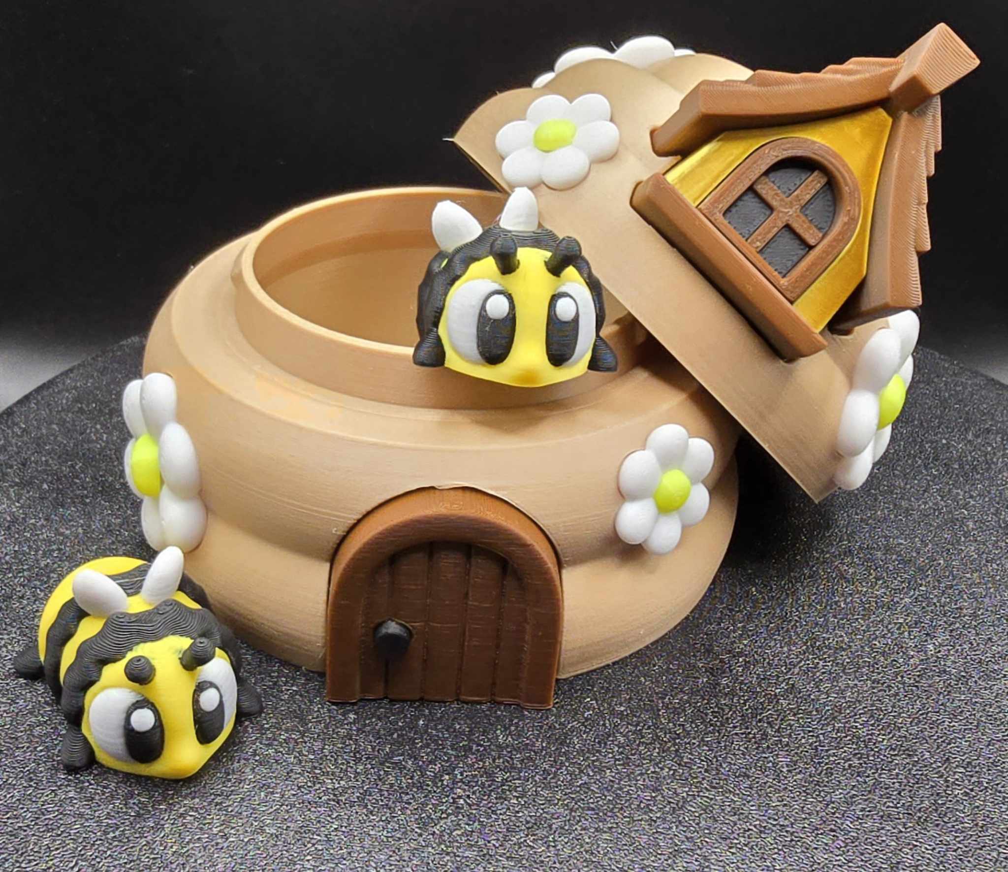 Bee and beehive house