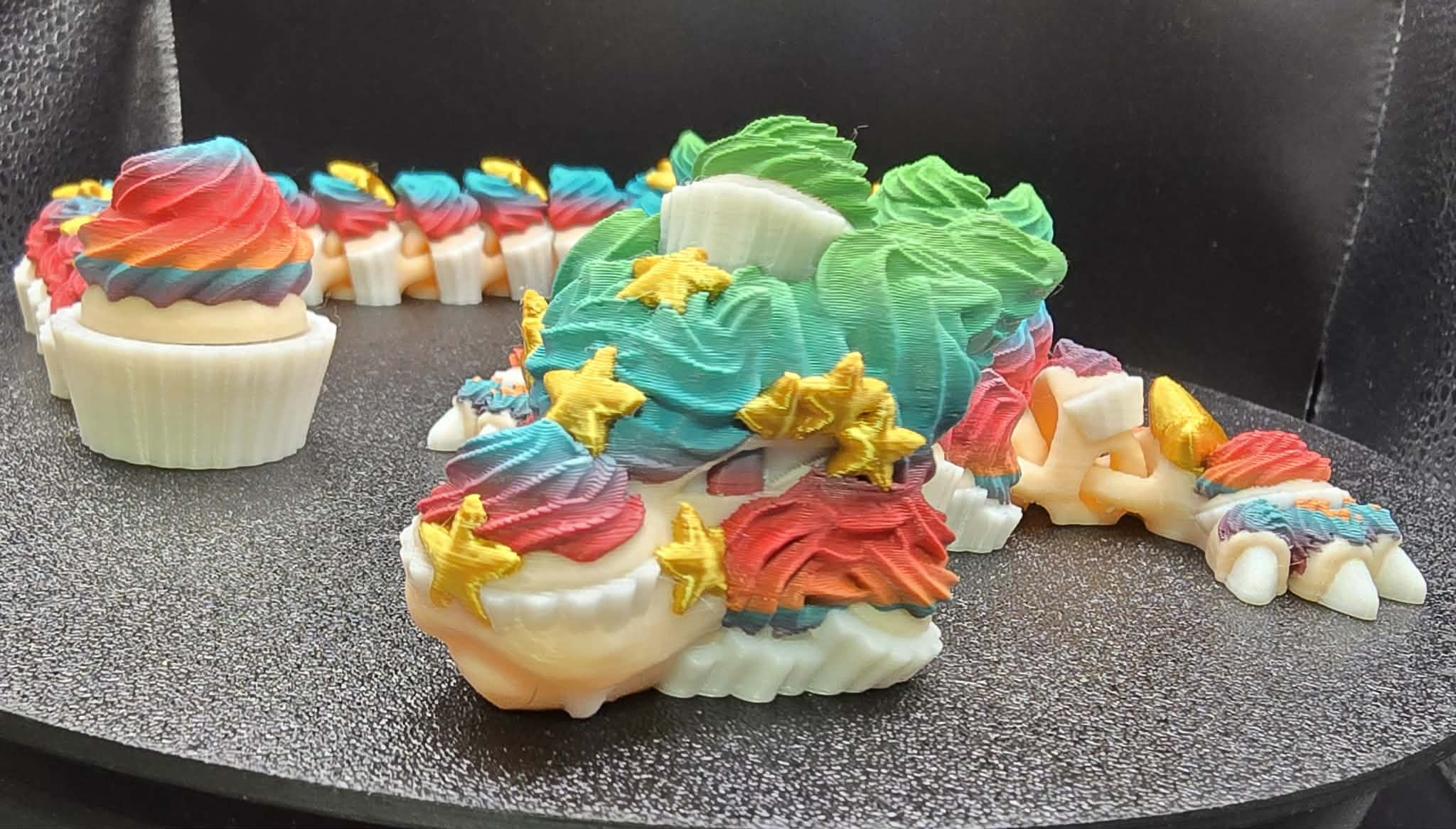 Long cupcake birthday Dragon