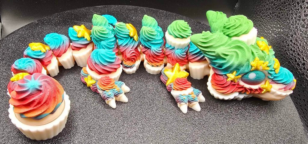 Short cupcake birthday Dragon