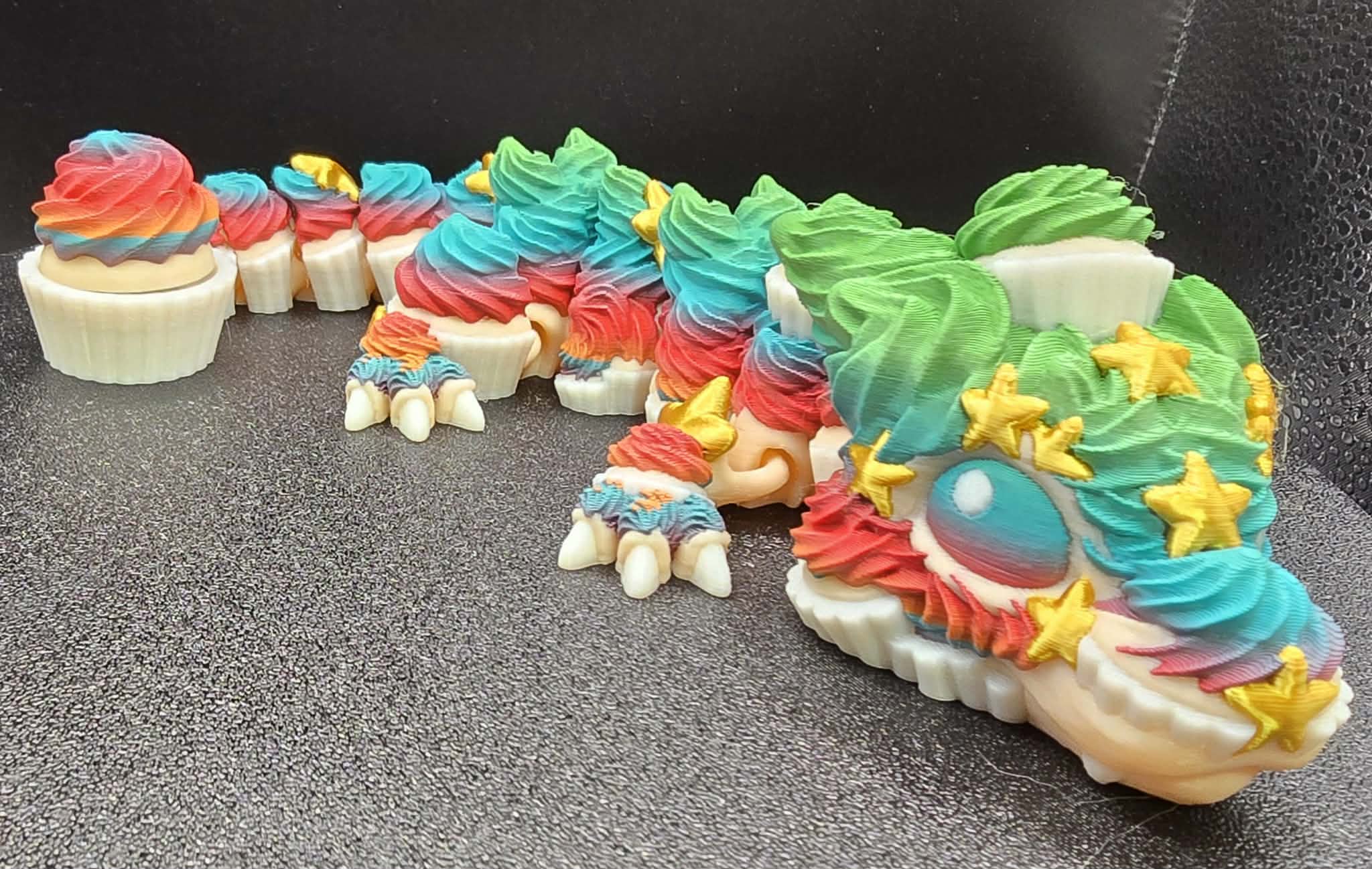 Short cupcake birthday Dragon