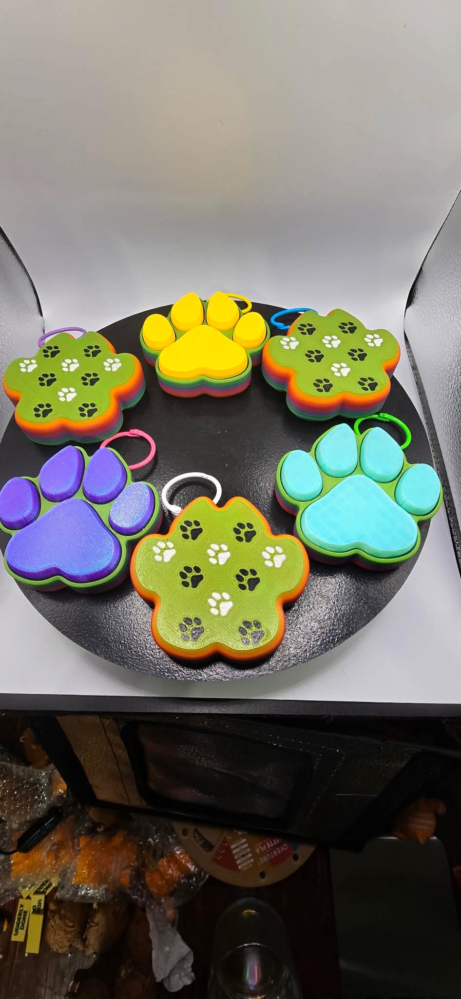 🔥Limited Time: 3D Paw Print Keychain Clickers – $8!